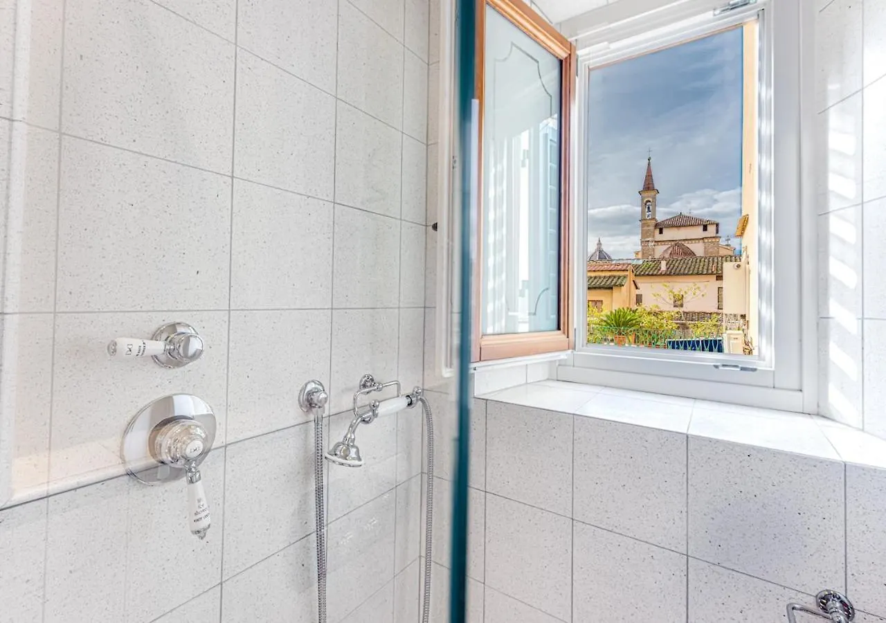 Comfortable Wide Apartment In The Core Of Florencie Itálie