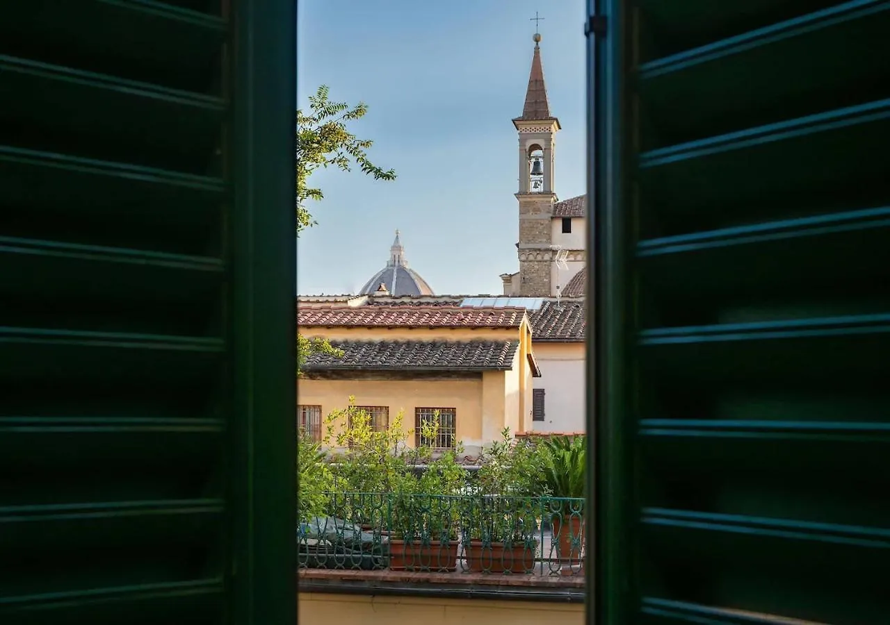 Comfortable Wide Apartment In The Core Of Florence