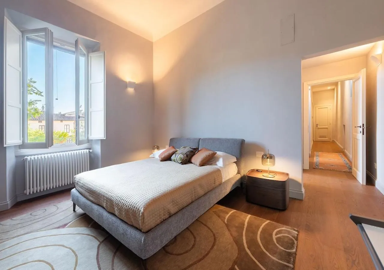 Comfortable Wide Apartment In The Core Of Florence 0*,