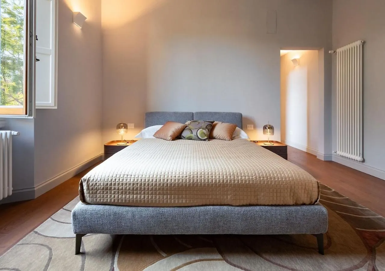 Comfortable Wide Apartment In The Core Of Florence